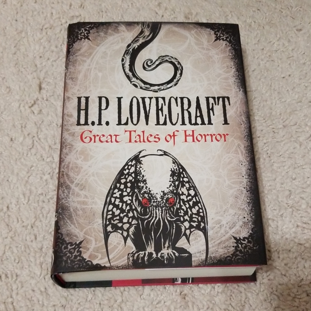 HP Lovecraft Tales of Horror Book